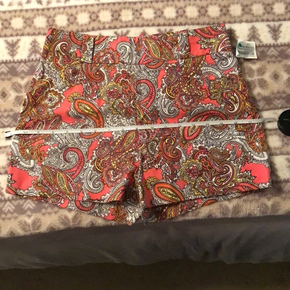 High Rise Paisley Shorts - Picture 6 of 6